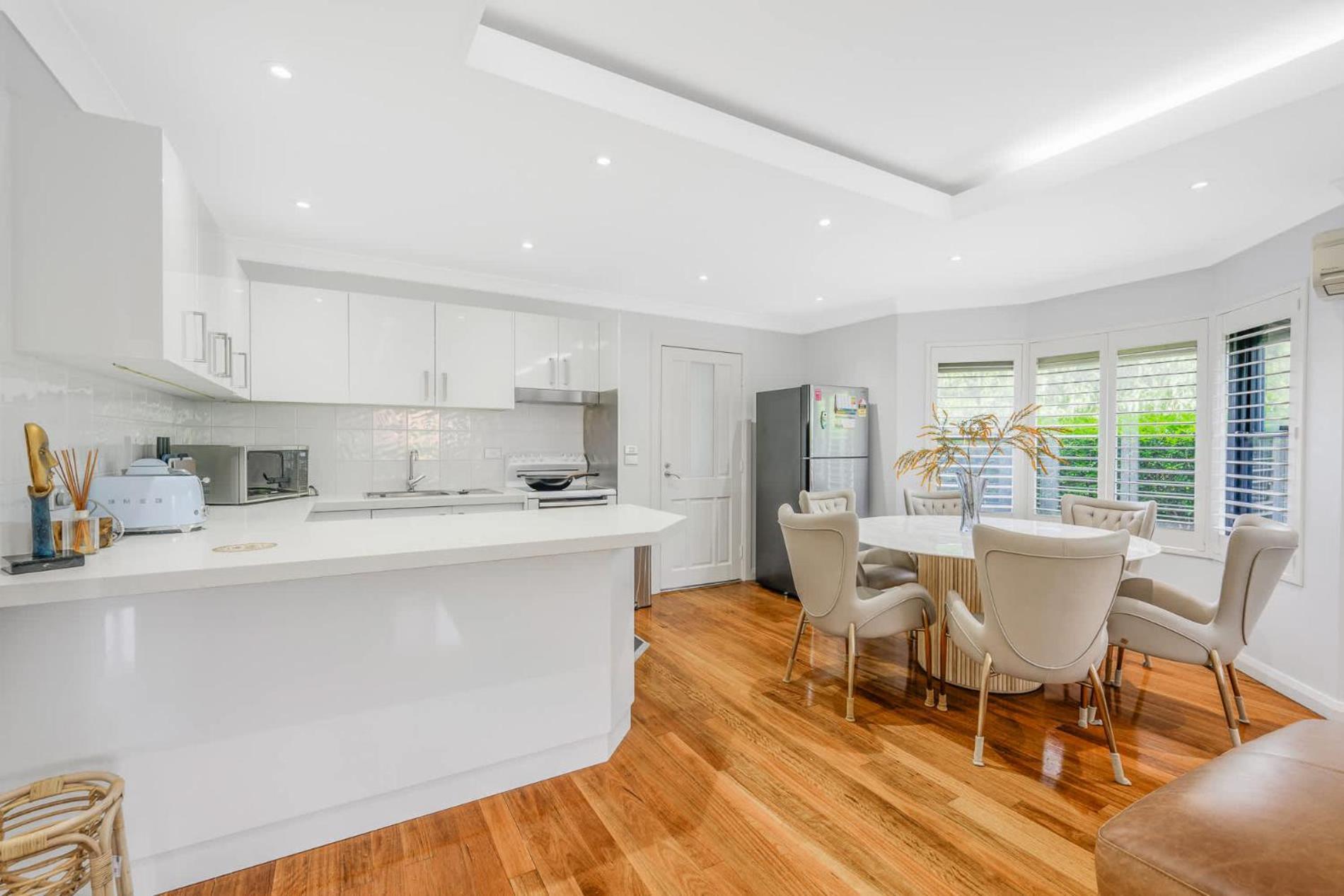 Maroubra Gem Close To Sleep 16 *